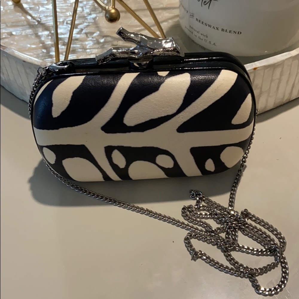 DVF chain clutch